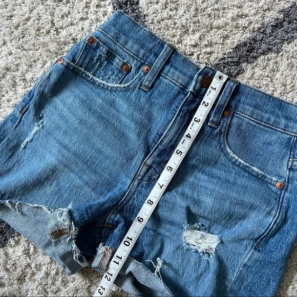Madewell High-Rise Denim Shorts in Jordie Wash - Picture 9 of 12